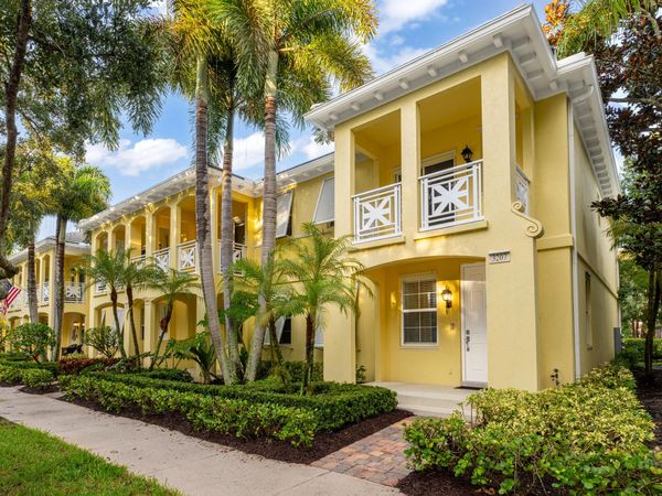 3207 E Community Drive E, Jupiter, FL 33458