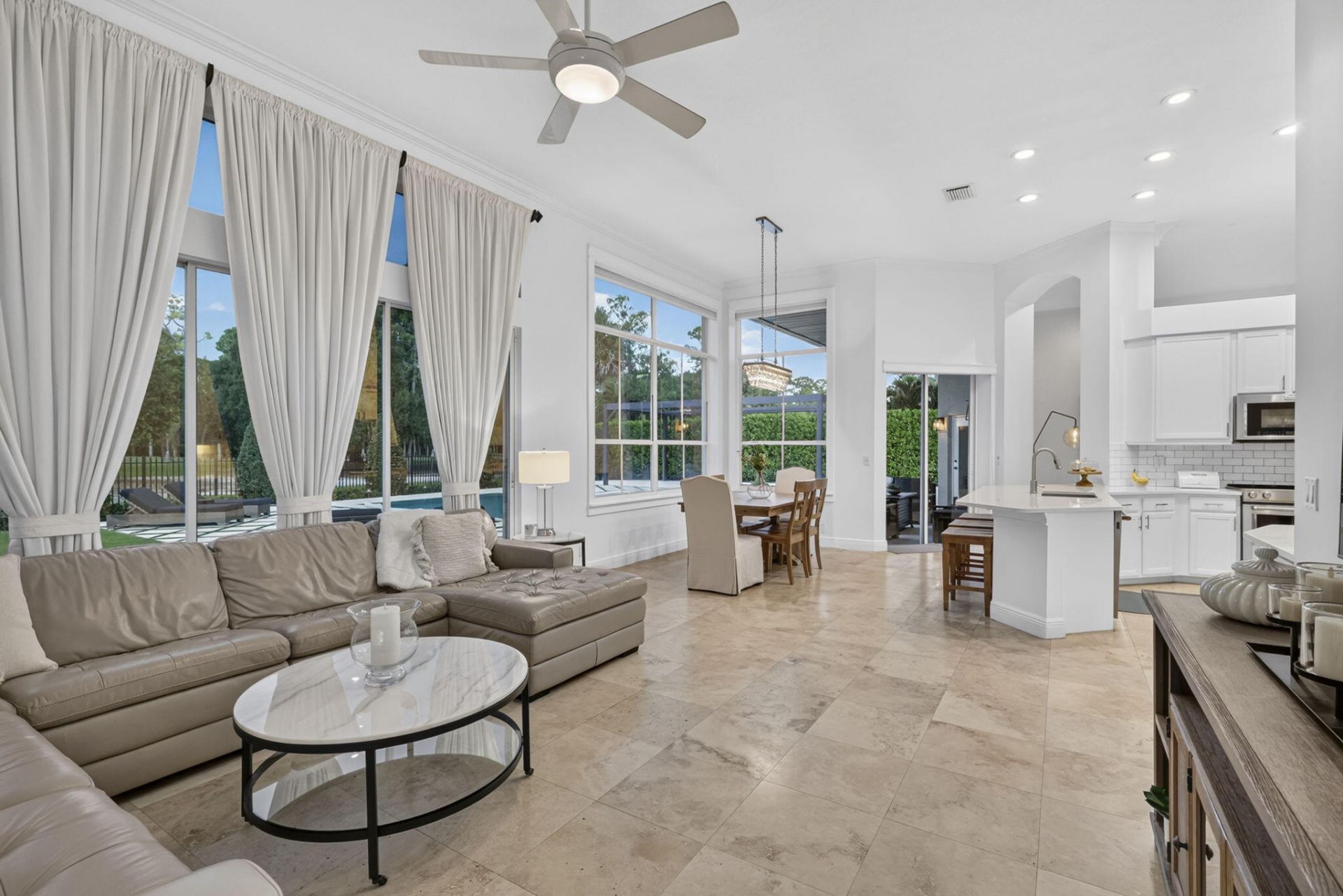 851 Forest Glen Lane, Wellington, FL 33414 Photo