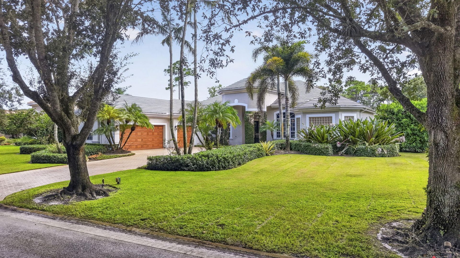 851 Forest Glen Lane, Wellington, FL 33414 Photo