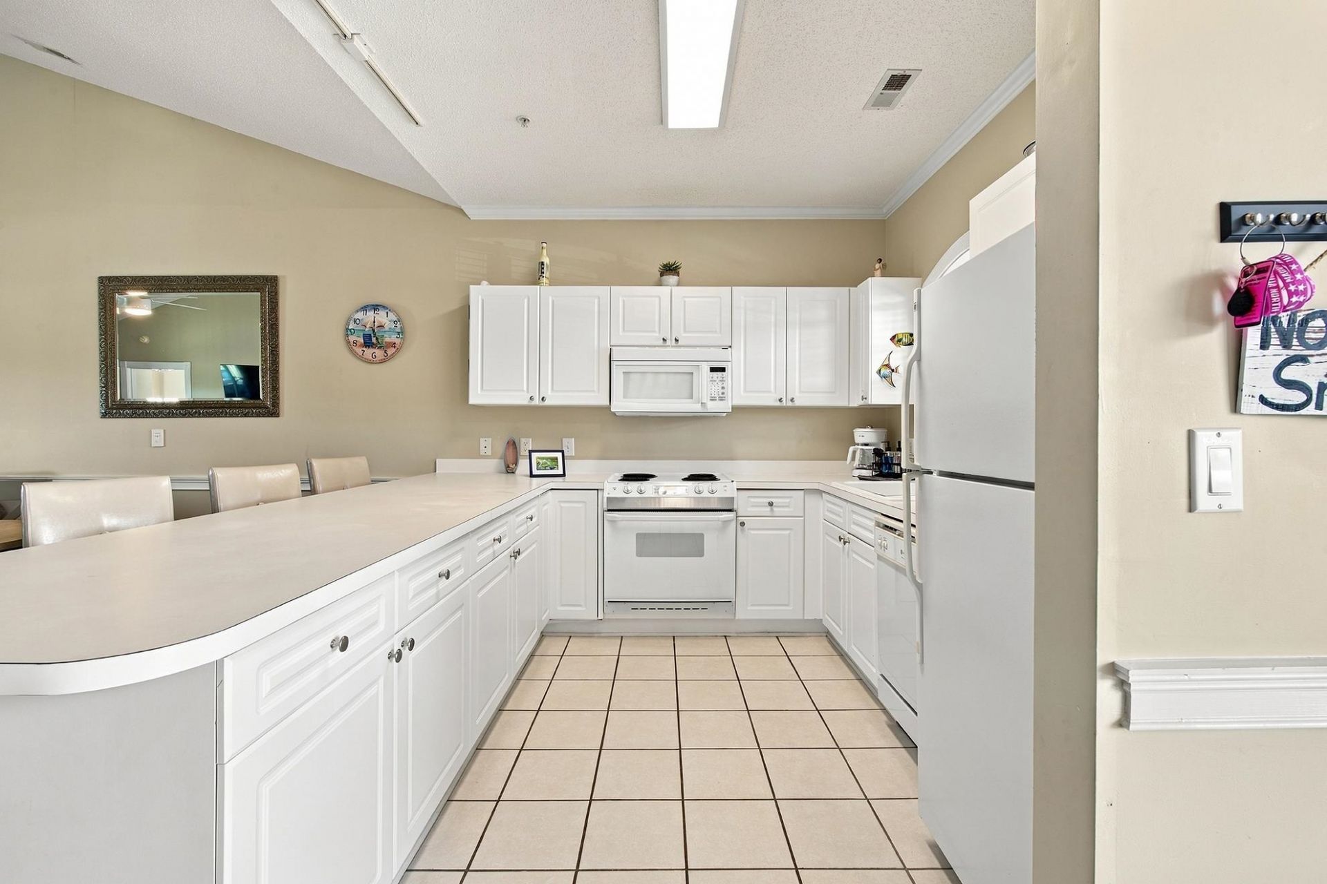 4879 Dahila Ct.  Photo 5