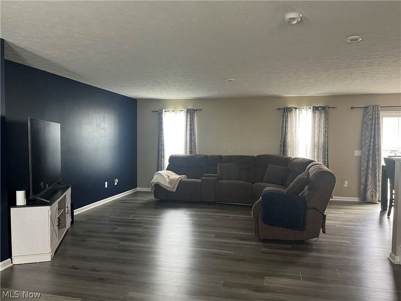 3915 Higgins Drive, Norton, OH 44203 Photo 6