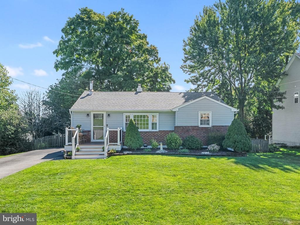 219 PERSHING AVENUE , HORSHAM, PA 19044