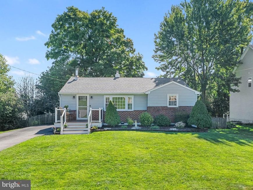 219 Pershing Avenue, Horsham, PA 19044 Main Photo