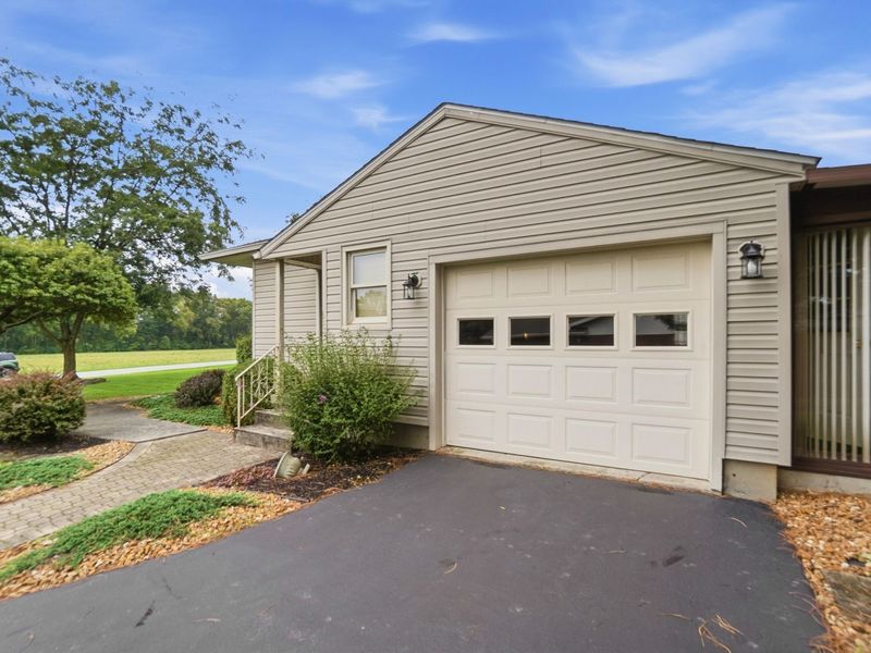 808 Kelley Drive, Wapakoneta, OH 45895 Photo 3