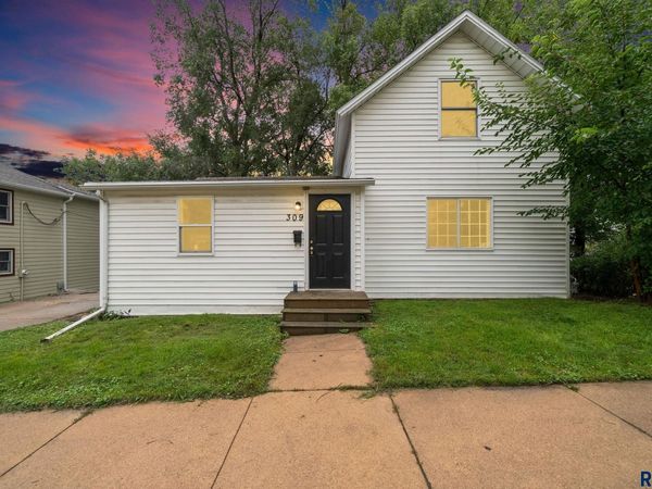 309 E 5th St, Dell Rapids, SD 57022