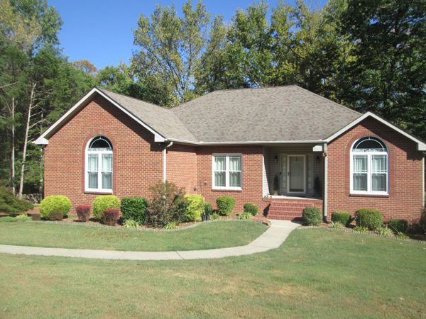 512 Chelsea Ln, Lebanon, TN 37090
