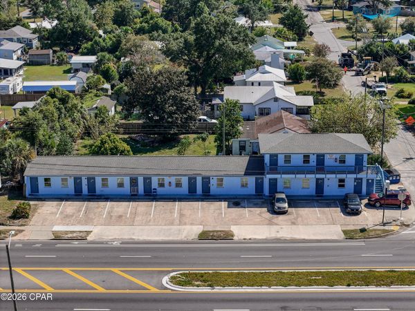 3533 W Highway 98, Panama City, FL 32401