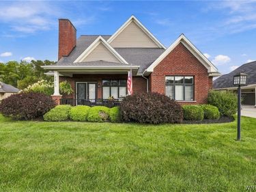 2475 Farrier Lane , Unit 39, East Aurora, NY 14052