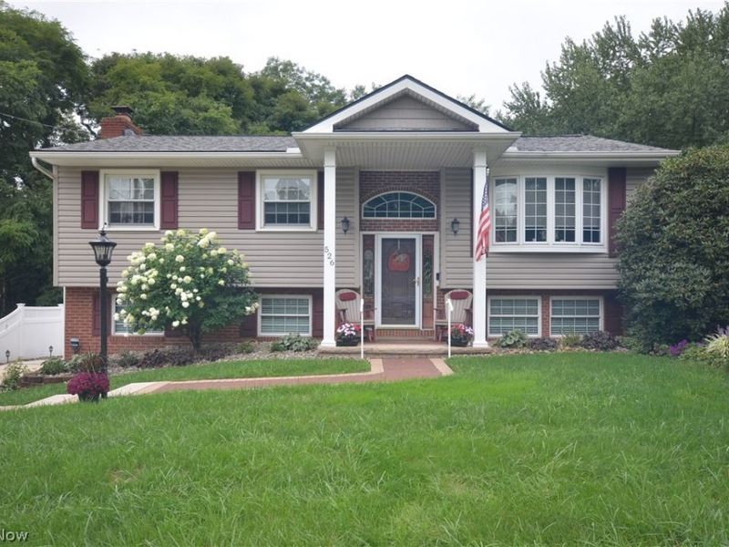 526 Tammery Drive, Tallmadge, OH 44278 Photo 1