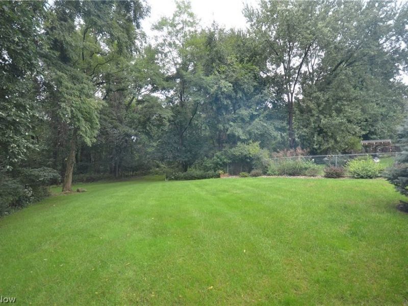 526 Tammery Drive, Tallmadge, OH 44278 Photo 9