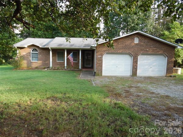1453 Marshbrooke Lane , Catawba, NC 28609