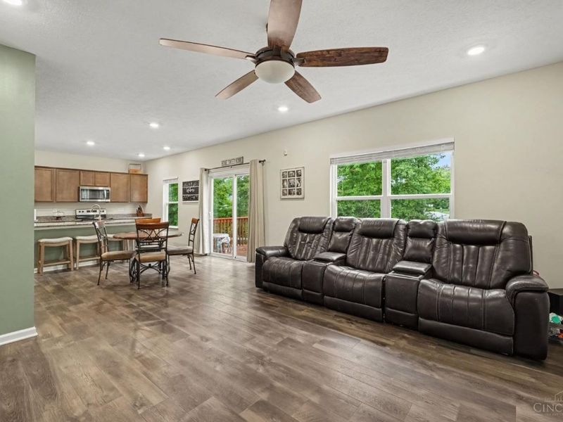 56 Snapdragon Drive, Pierce Township, OH 45102 Photo 7