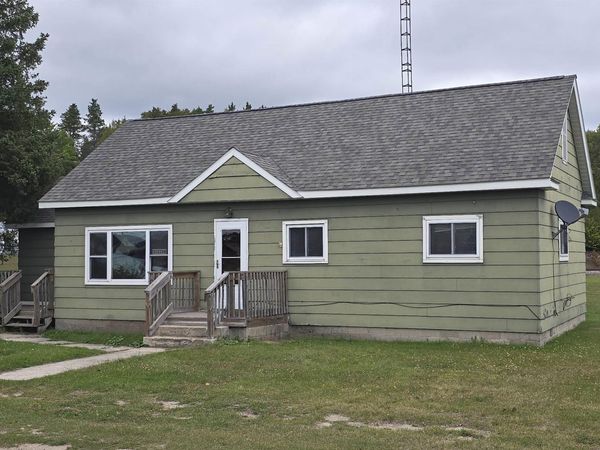 31378 Main Street W, Trout Lake, MI 49793