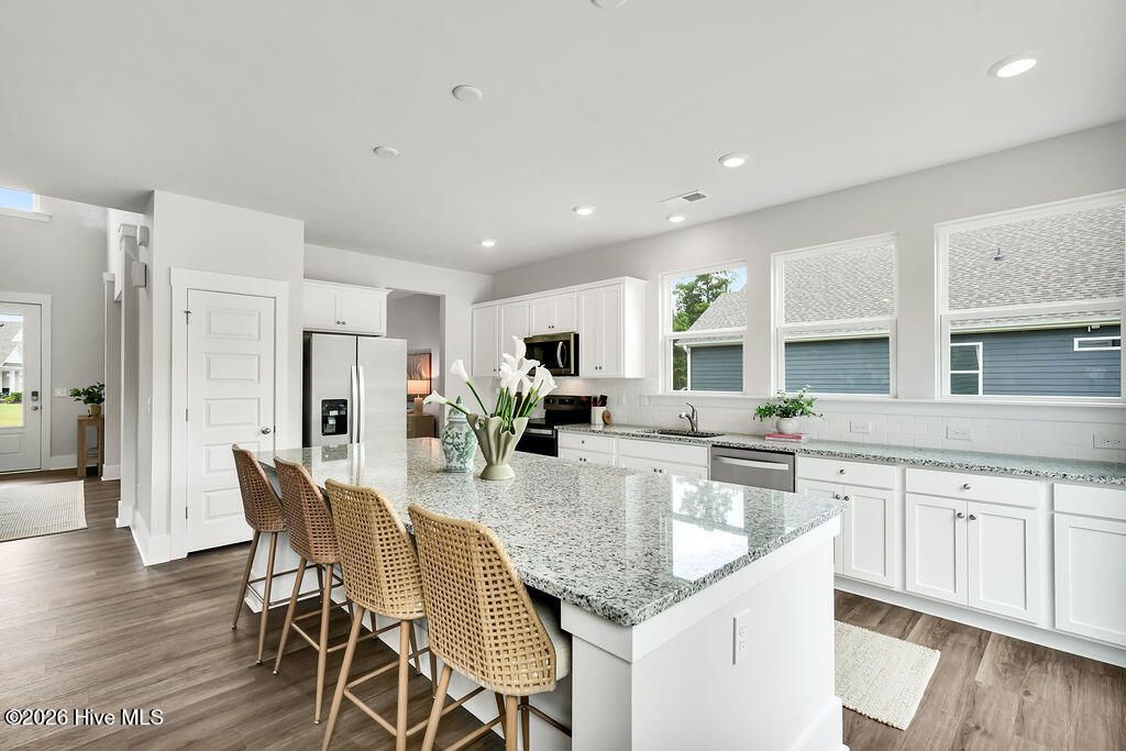1794 Travor Street Photo 12