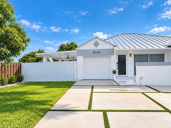 20726 SW 105 Ave, Unit 1, Cutler Bay, FL 33189