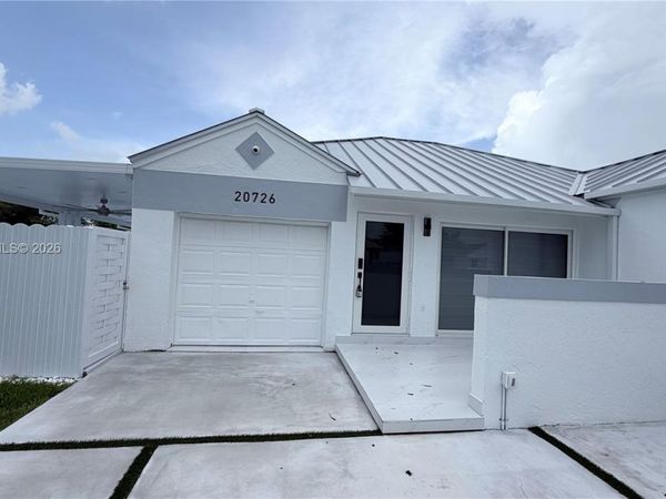 20726 SW 105 Ave, Unit 1, Cutler Bay, FL 33189