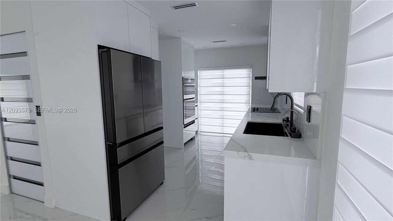 20726 SW 105 Ave, Unit 1, Cutler Bay, FL 33189 Photo