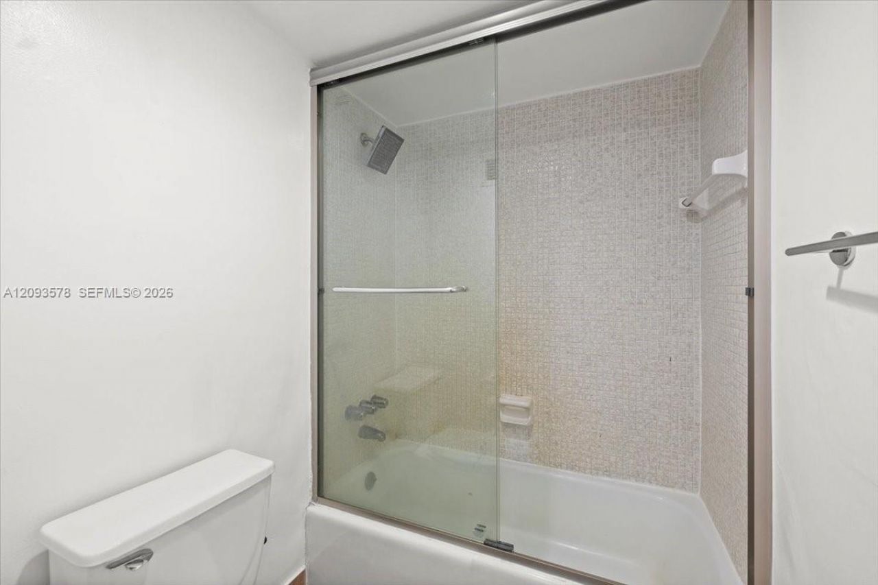 4001 S Ocean Dr , Unit 4C, Hollywood, FL 33019 Photo
