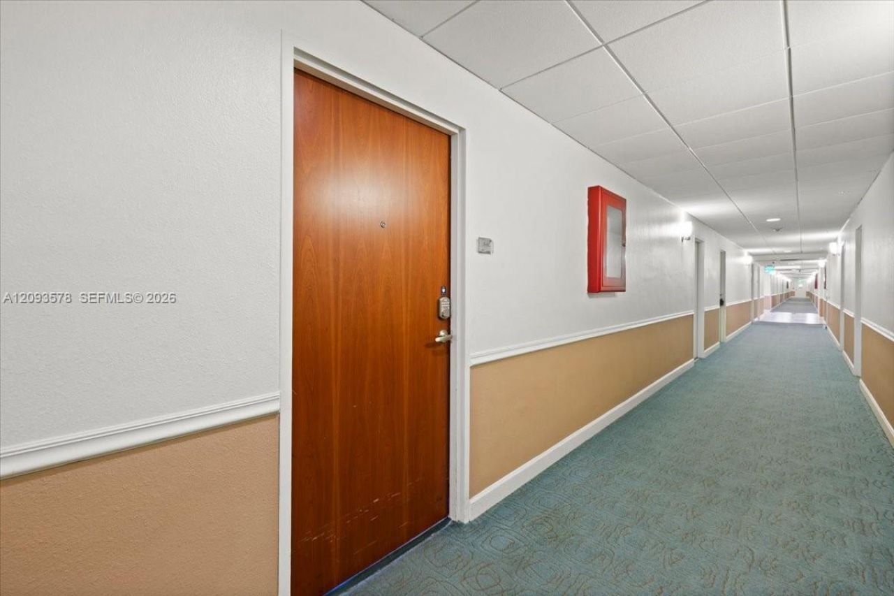 4001 S Ocean Dr , Unit 4C, Hollywood, FL 33019 Photo