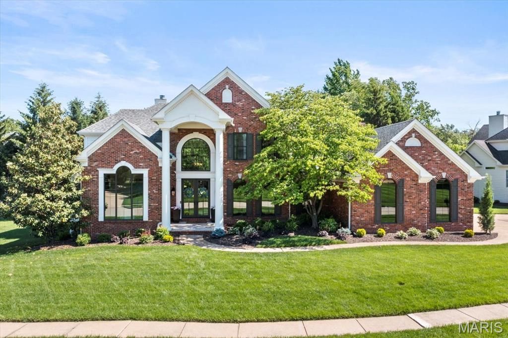 961 Tara Oaks Drive, Chesterfield, MO 63005 Main Photo