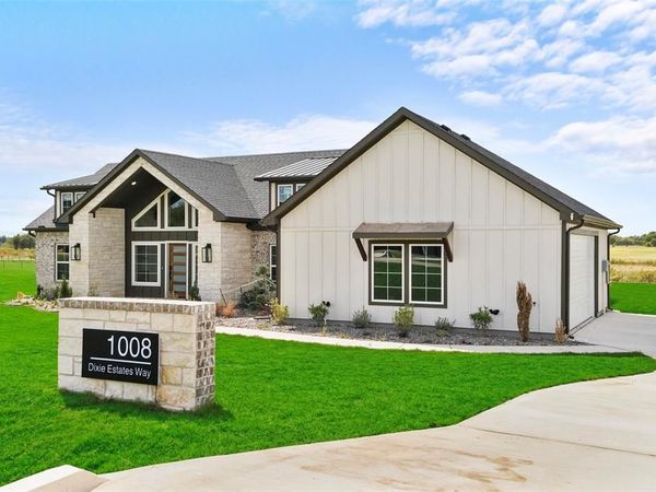 1008 DIXIE ESTATES Way, Whitesboro, TX 76273