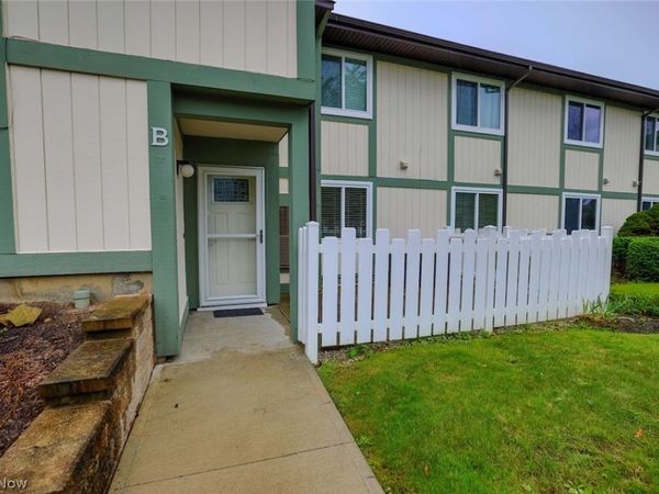 9010 Portage Pointe Drive , Unit 5-B, Streetsboro, OH 44241