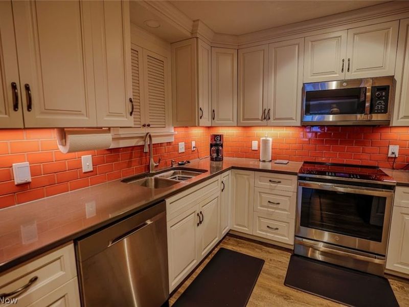 9010 Portage Pointe Drive, Unit 5-B, Streetsboro, OH 44241 Photo 5