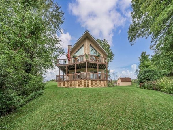 2671 Gayer Road , Valley City, OH 44280