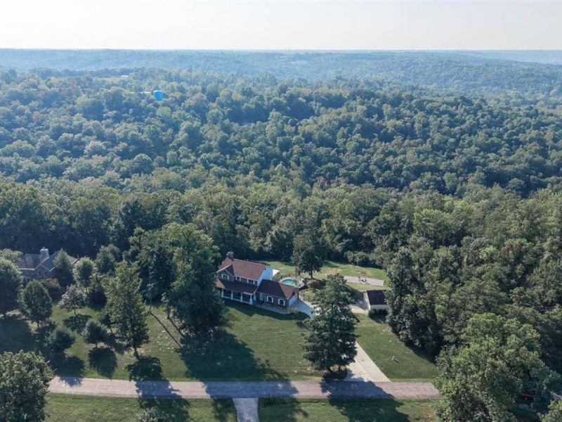 2113 Beech Cove, Ohio Township, OH 45157 Photo 4