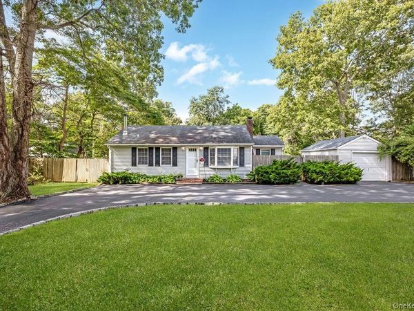 499 Revilo Avenue, Shirley, NY 11967