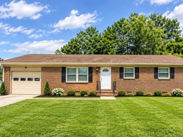 921 Horse Mountain Rd , Shelbyville, TN 37160