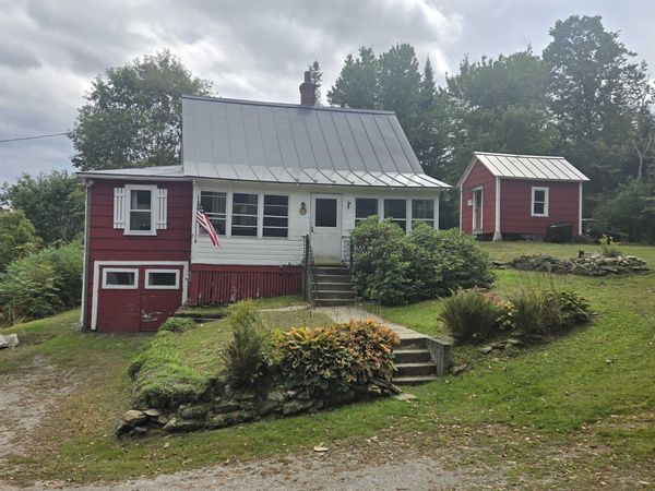 226 Oak Street, Newport, NH 03773