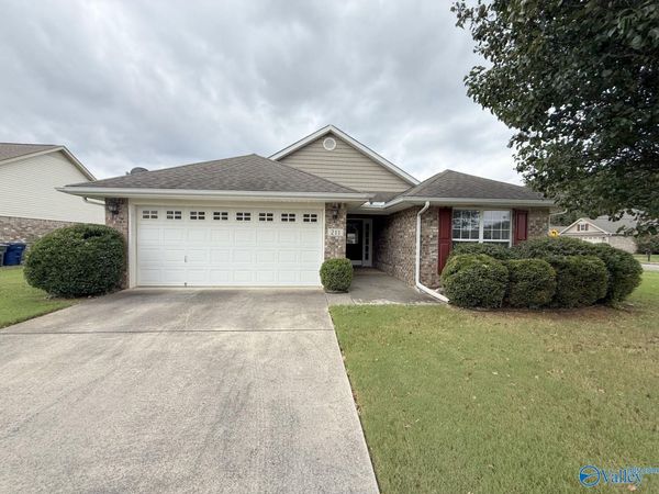 211 High Green Drive, Madison, AL 35757
