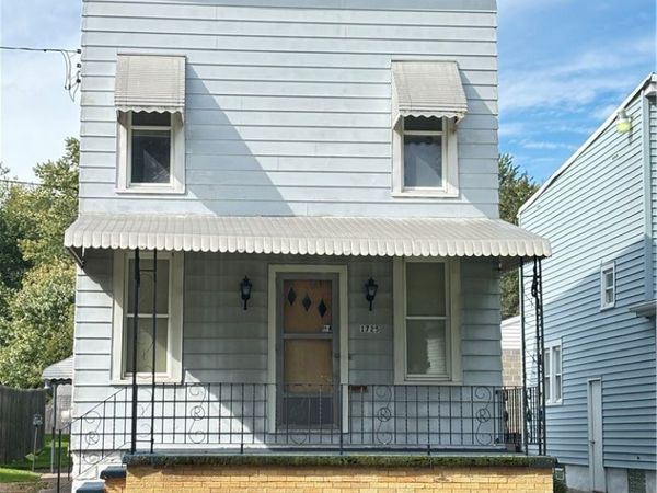 1725 Harbor Avenue , Ashtabula, OH 44004