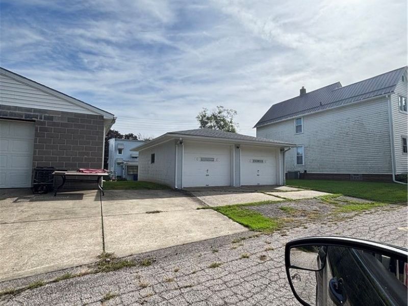 1725 Harbor Avenue, Ashtabula, OH 44004 Photo 4