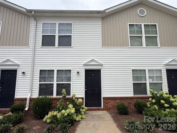 2021 Oakdale Road, Unit M, Charlotte, NC 28216