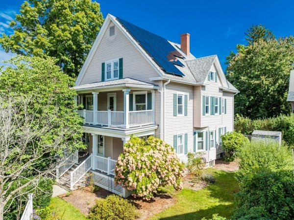 59 North St, Northampton, MA 01060