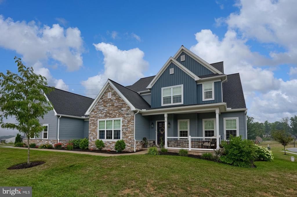 315 GOSHAWKS ROAD, DENVER, PA 17517
