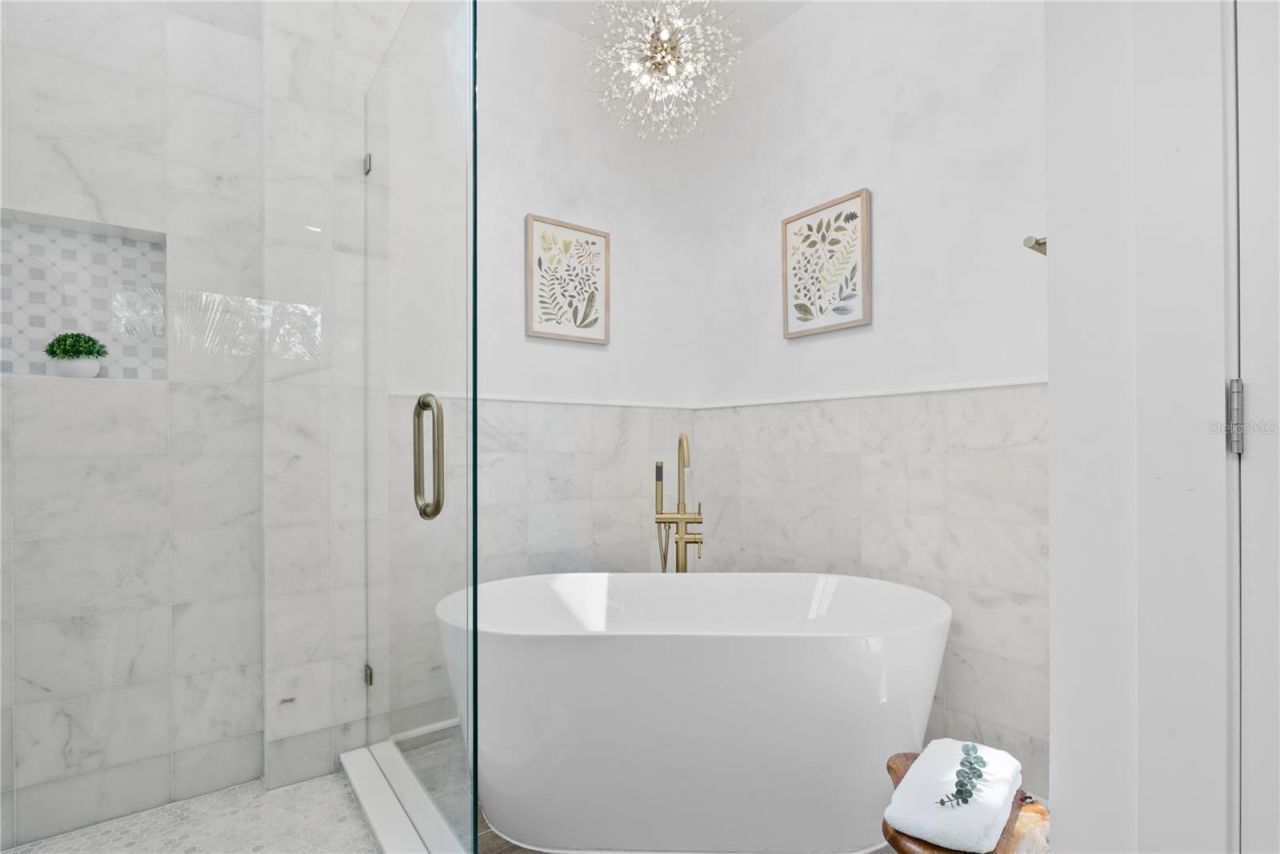 4879 Commonwealth Drive, Sarasota, FL 34242 Photo