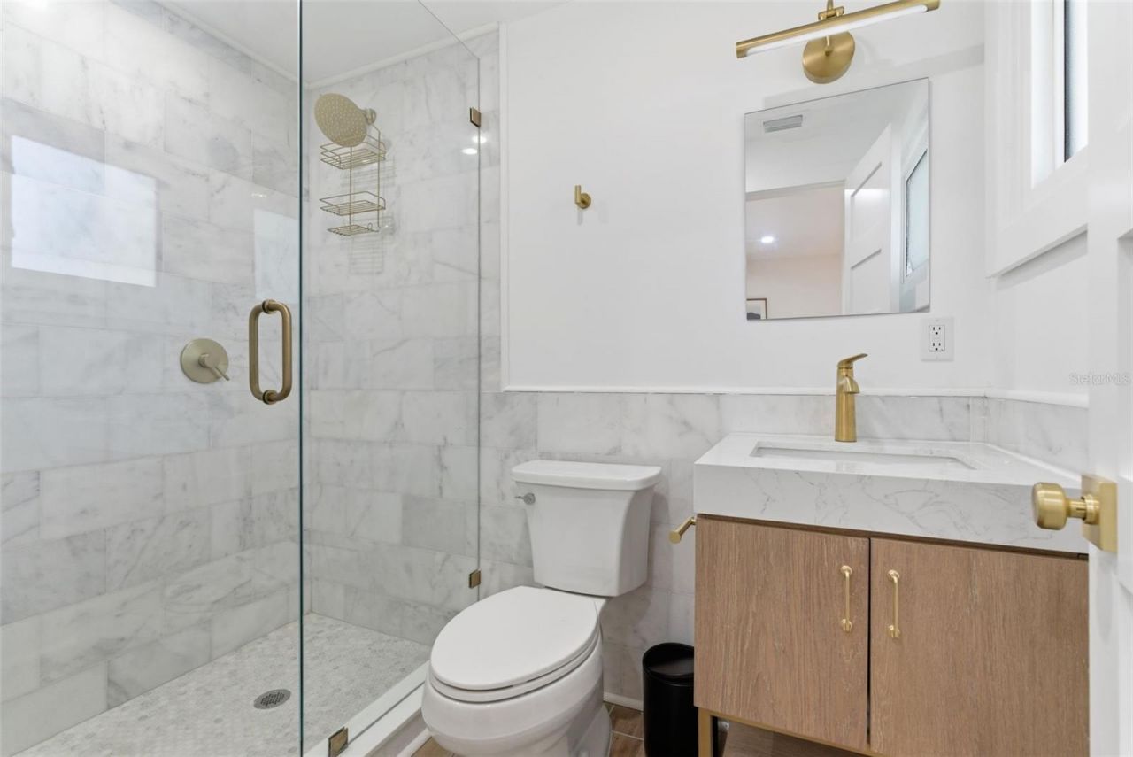4879 Commonwealth Drive, Sarasota, FL 34242 Photo