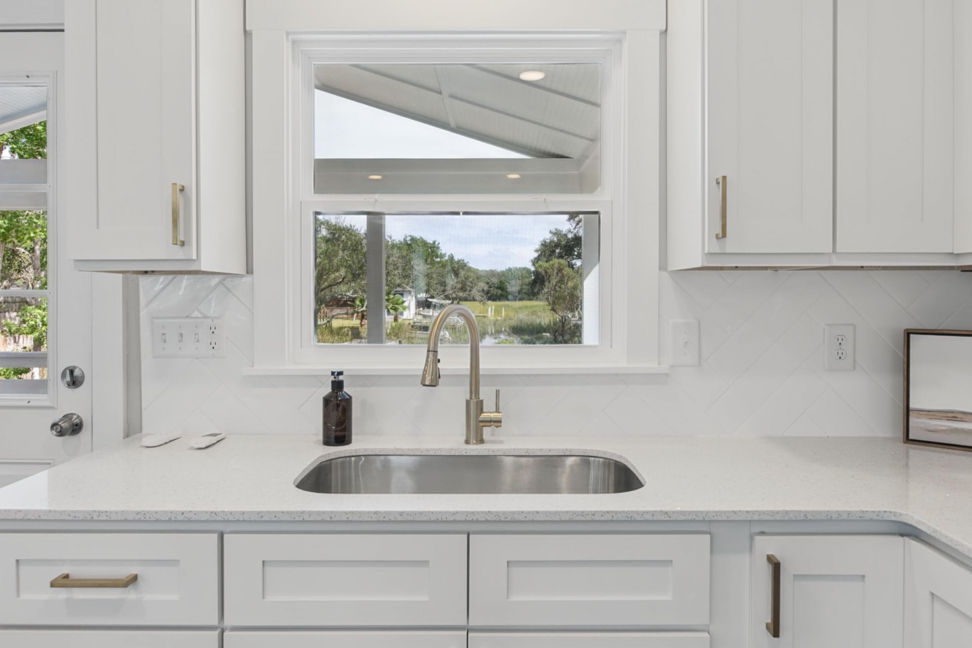 1106 Windward Road Photo 19