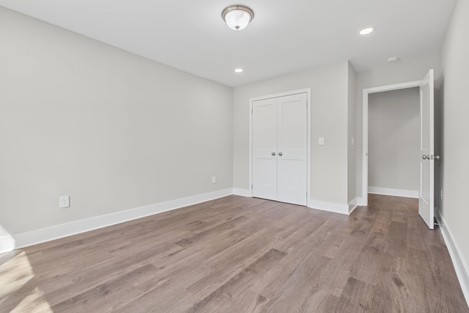 1106 Windward Road Photo 31