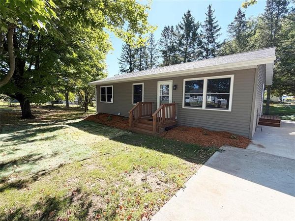 512 E Bracklin Street, Rice Lake, WI 54868