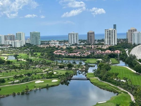 19501 W Country Club Dr , Unit TS-03, Aventura, FL 33180