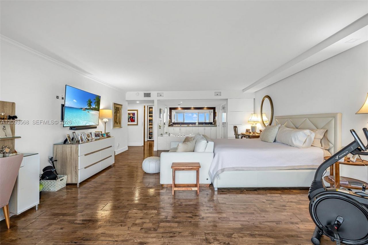 11113 Biscayne Blvd , Unit 1258, Miami, FL 33181 Photo