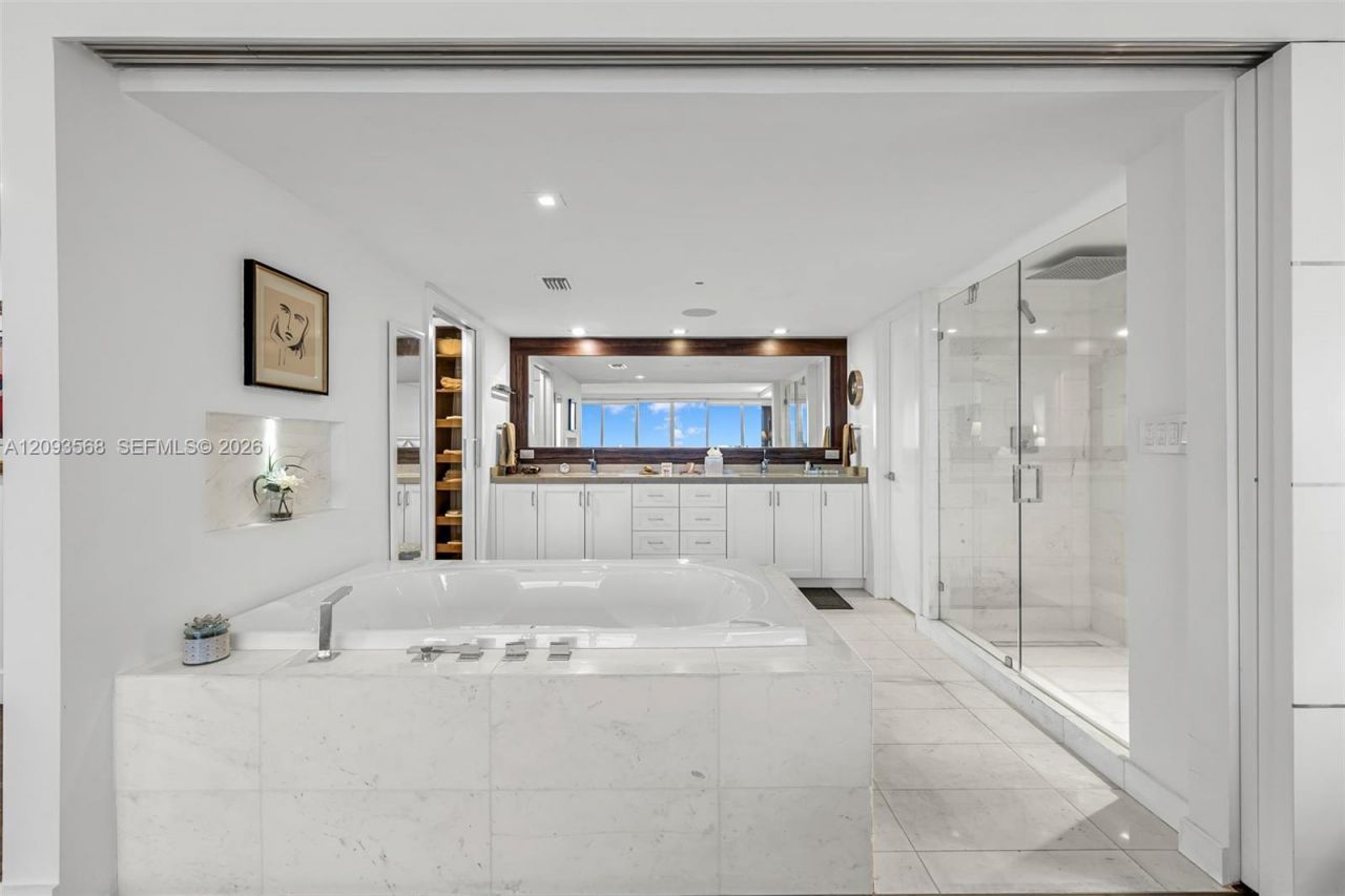 11113 Biscayne Blvd , Unit 1258, Miami, FL 33181 Photo