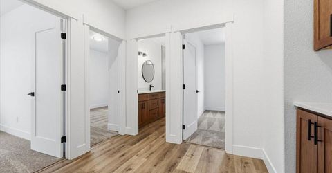 6015 Clear Creek Drive, Reno, NV 89502 Photo