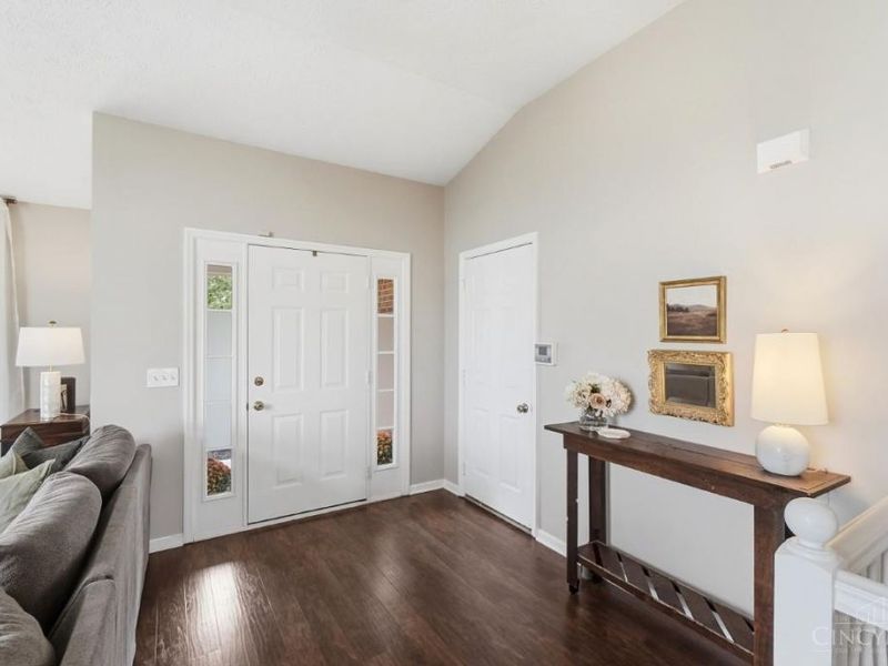 9698 Fallsridge Court, Springfield Township, OH 45231 Photo 7