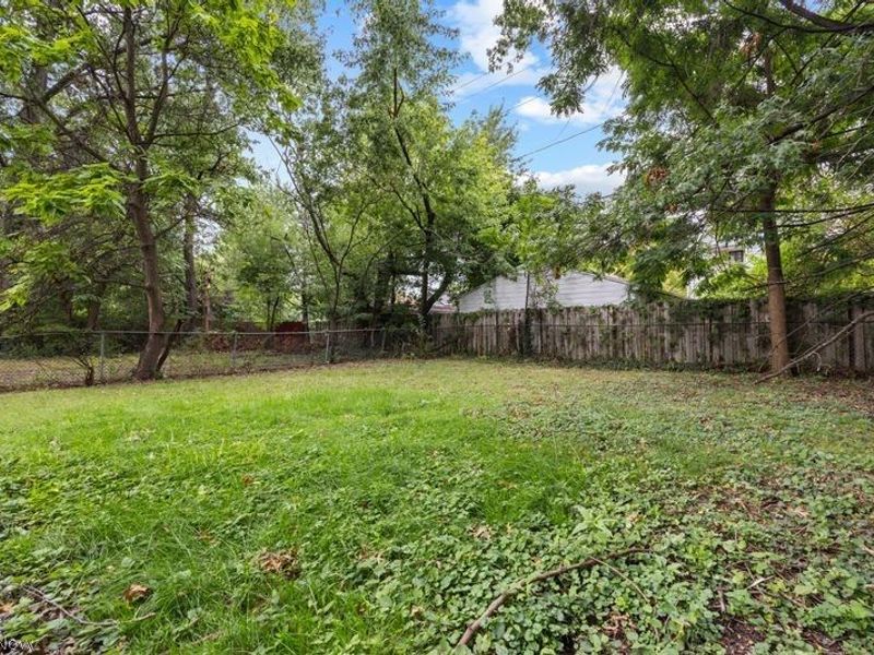 1745 Wayside Road, Cleveland, OH 44112 Photo 34