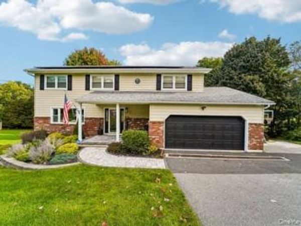 31 Peter Bush Drive, Monroe, NY 10950